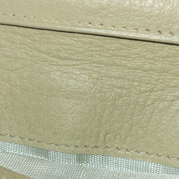 Gucci Cream Leather Walllet - Picture 5 of 10
